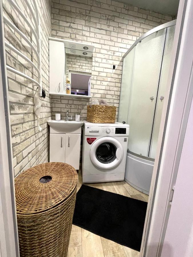 Loft_Apartment Kamjanyi Potoki Kültér fotó